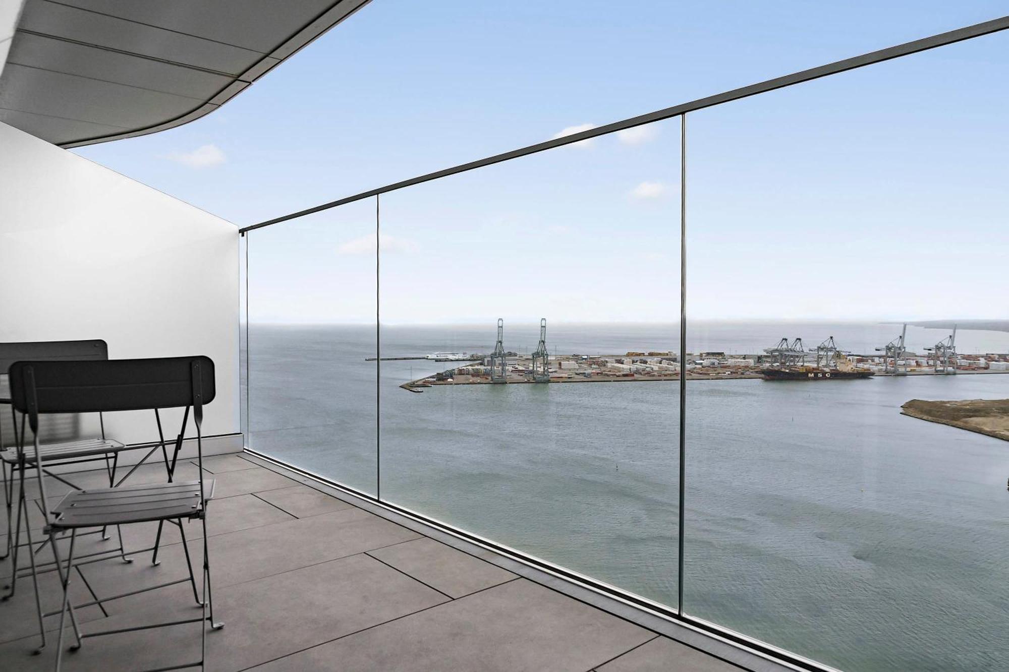 Penthouse Paradise On 39Th Floor Aarhus Exterior foto